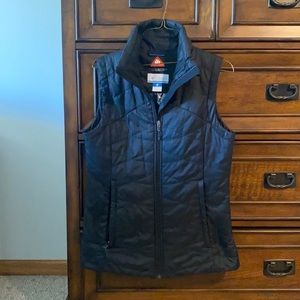 Columbia vest